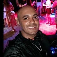 DJ Tom-Grey
