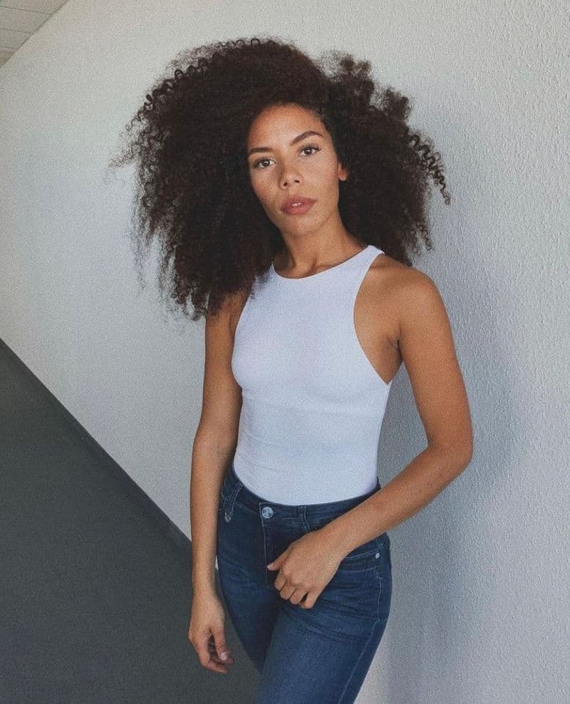 user-upload/business/work-media/173o7crbjnzlpwhz51oskg_isabelly_mendes.jpeg