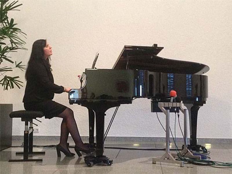 user-upload/business/work-media/ibose4linmevc8ajqsqgfi_natalia-brokop-pianistin-komponistin-klavierlehrerin.jpeg