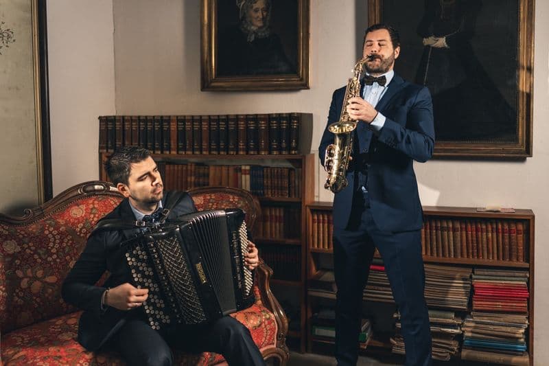 user-upload/business/work-media/l885qg1425x6gap6ybiyi_saxophonist-adrian-planitz.jpeg